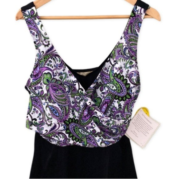 IT FIGURES SLENDER THIGHS Black With Print Slimming Swim Dress NWT Size 20W - Picture 3 of 9